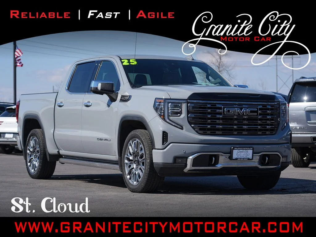 2025 GMC Sierra 4WD Crew Cab Short Box Denali Ultimate's photo