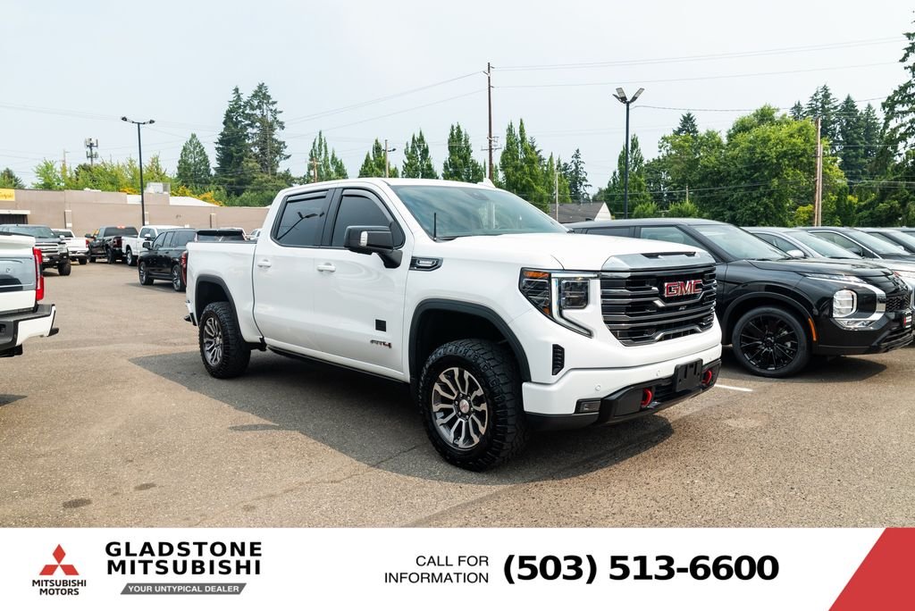 Used 2022 Summit White GMC AT4 image 30