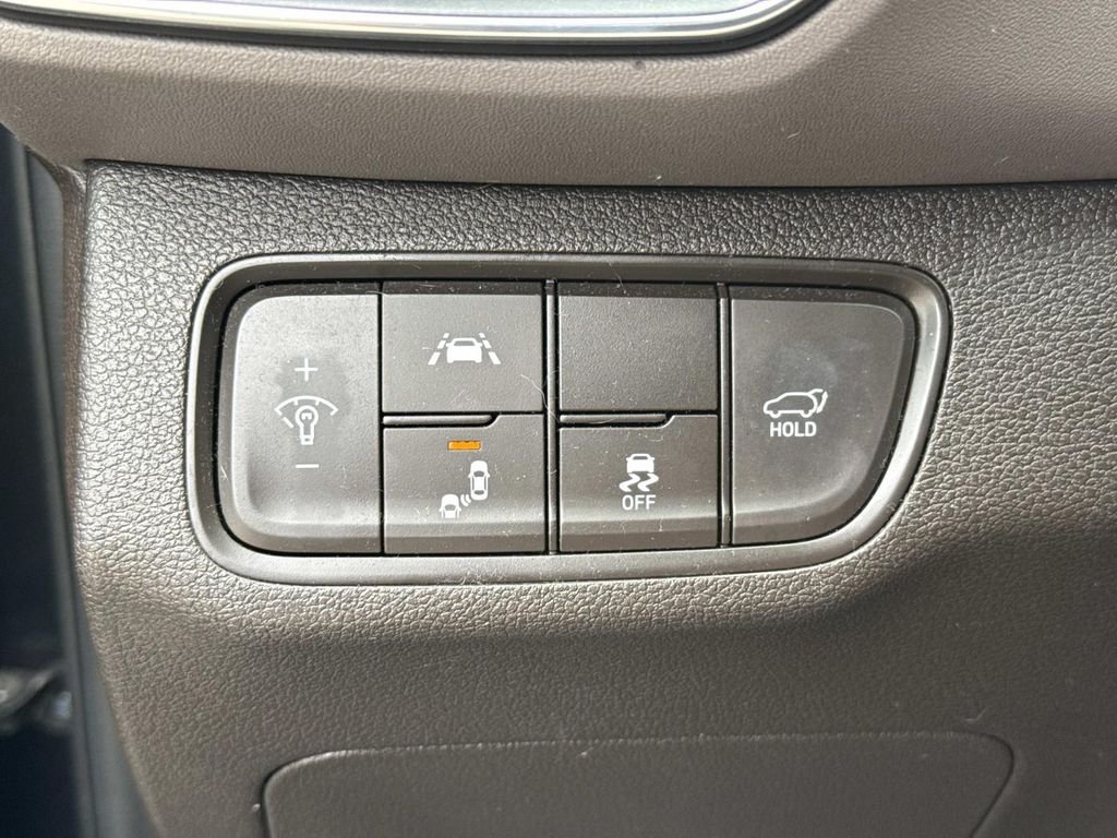 Used 2020 Gray Hyundai Limited image 45