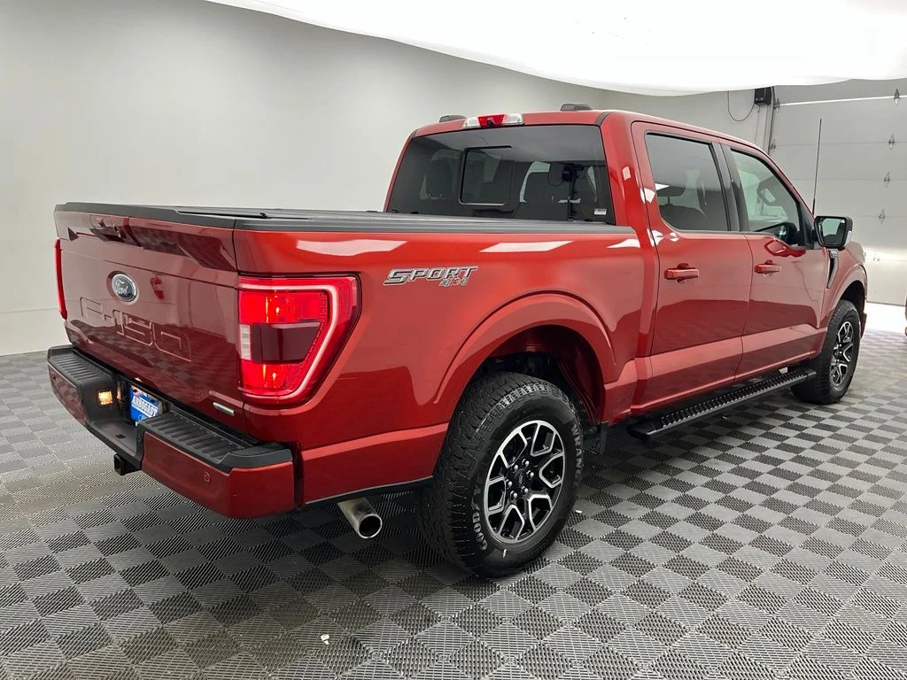 Used 2023 Red Ford XLT image 8