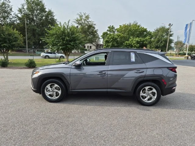 Used 2024 Gray Hyundai SEL image 6