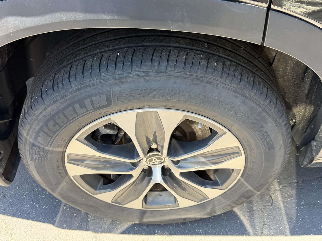 Used 2023 Midnight Black Metallic Toyota XLE image 7