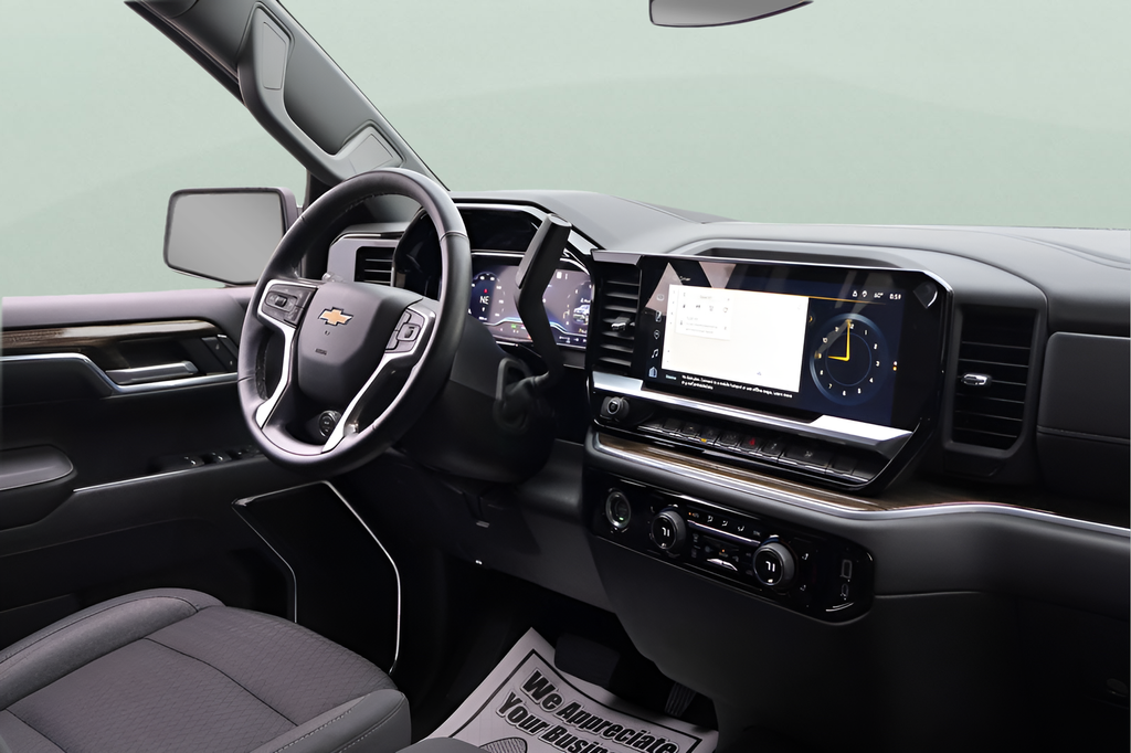 Used 2023 White Chevrolet LT image 19