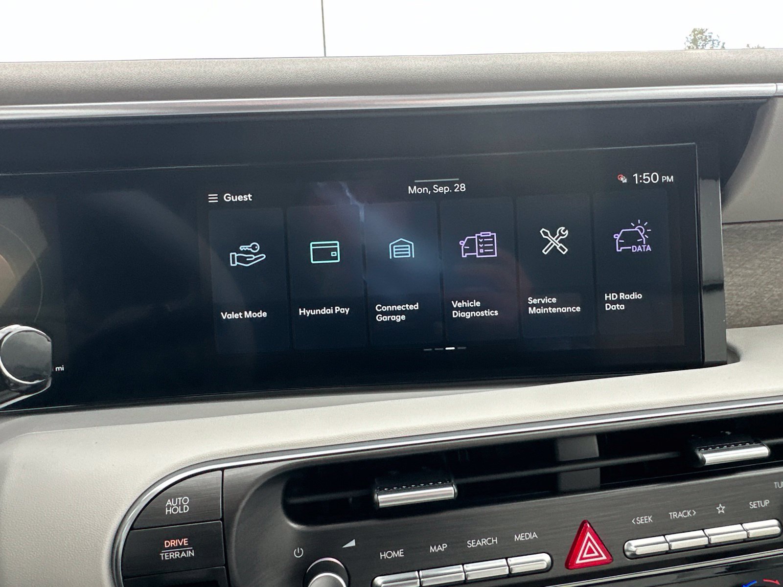 New 2027 Black Hyundai Limited AWD image 54