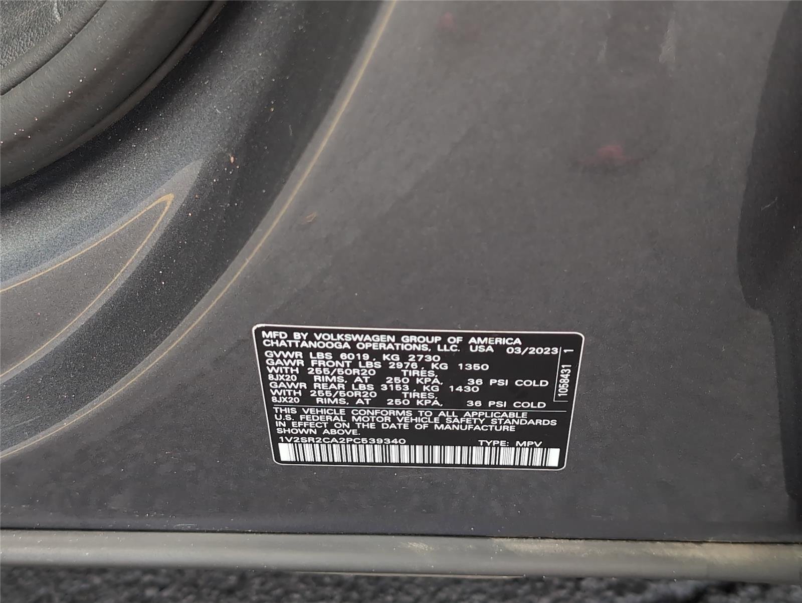 Used 2023 Platinum Gray Metallic Volkswagen 3.6L V6 SEL R-Line Black image 35