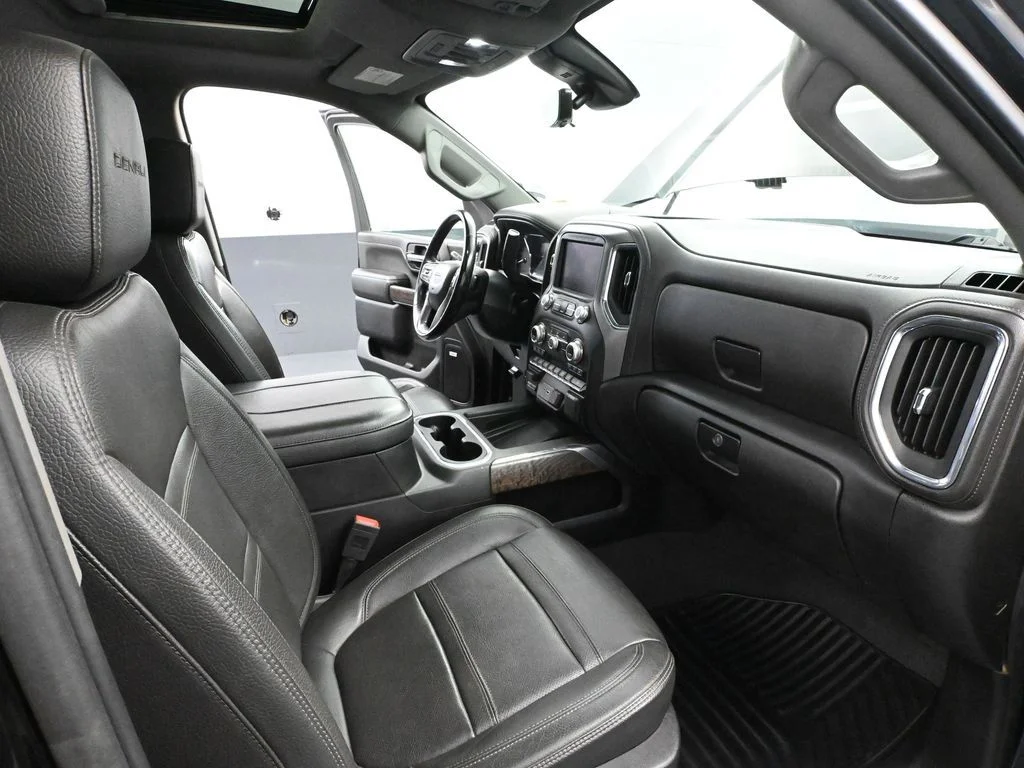 Used 2023 Black GMC Denali image 56