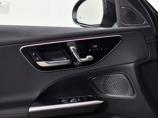New 2026 Graphite Grey Metallic Mercedes-Benz C 300 image 53