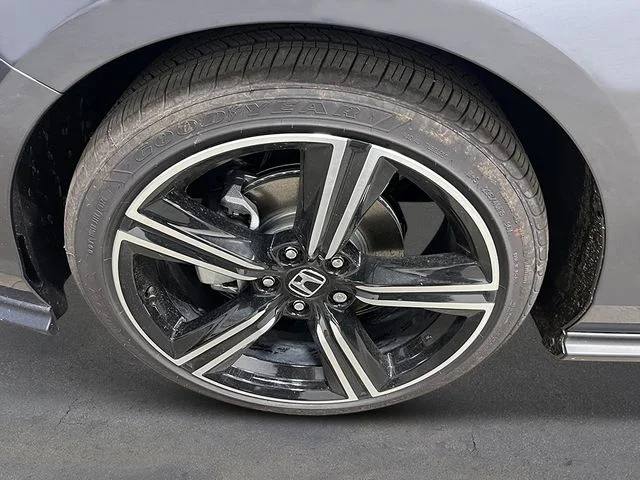 New 2026 Meteorite Gray Metallic Honda SE image 12