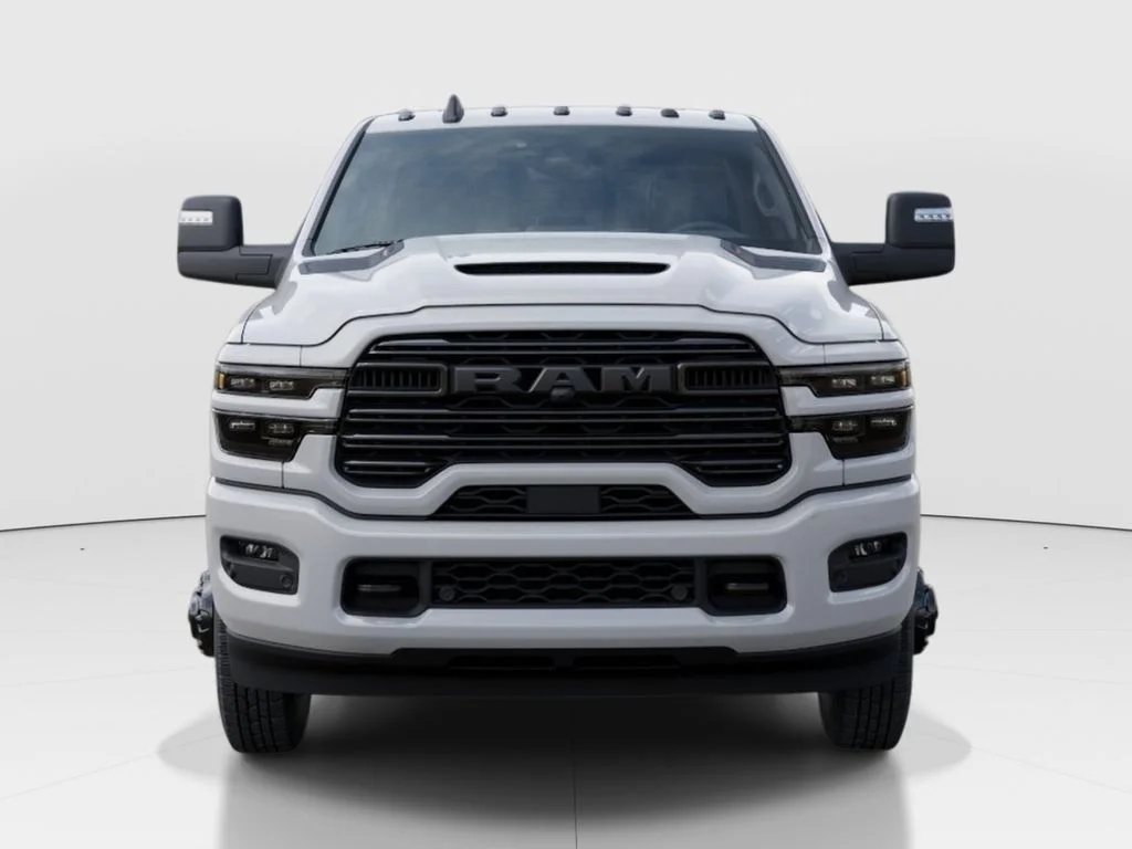 New 2026 Bright White Clear-Coat Exterior Paint RAM Laramie image 7