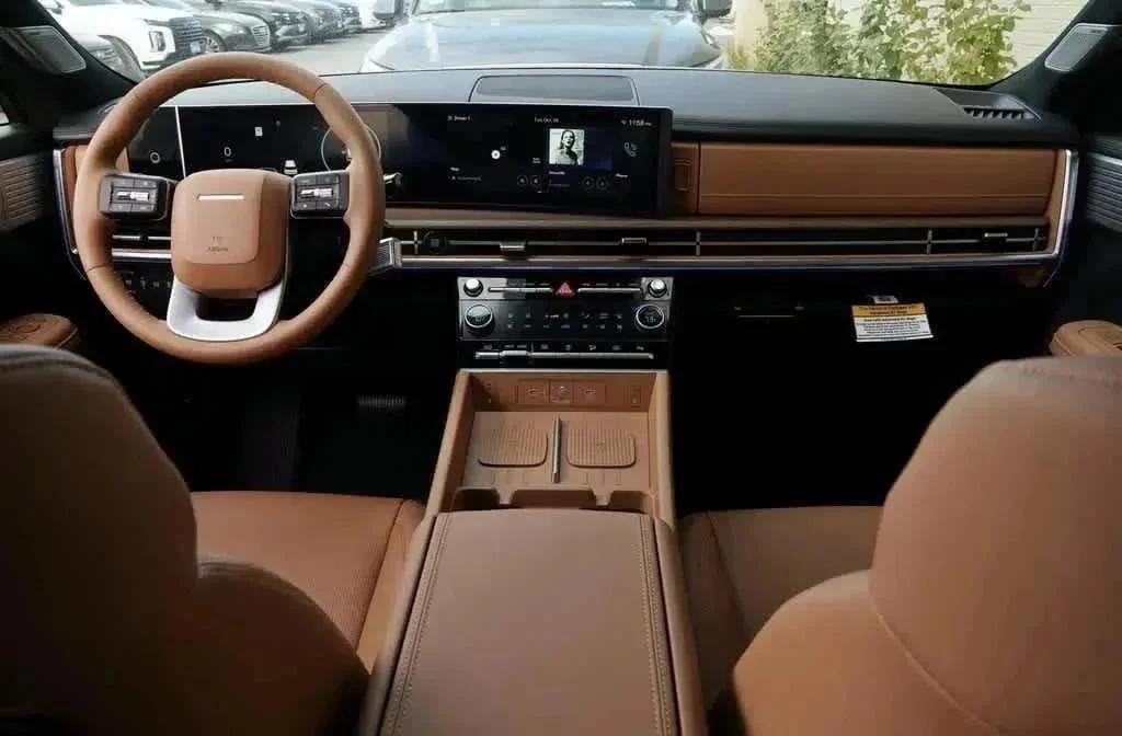 View vehicle photo 6
