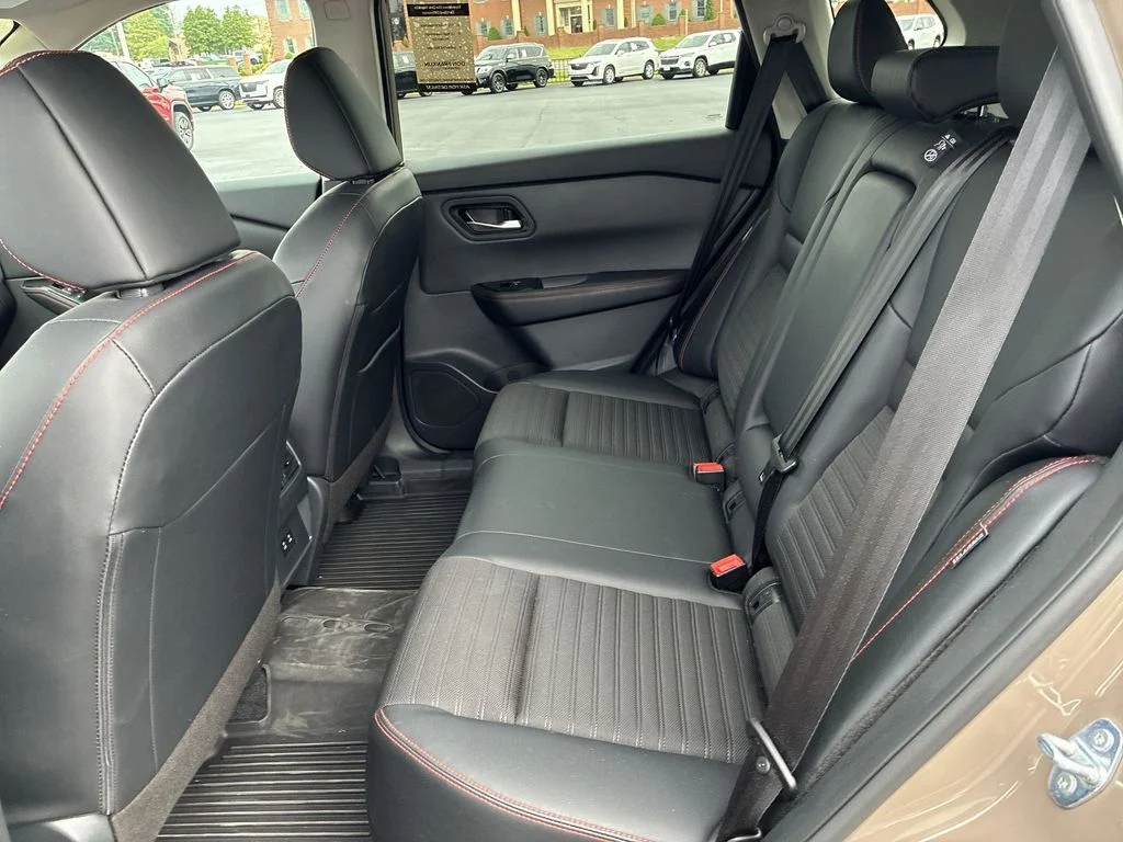 Used 2026 Beige/tan Nissan Rock Creek image 19