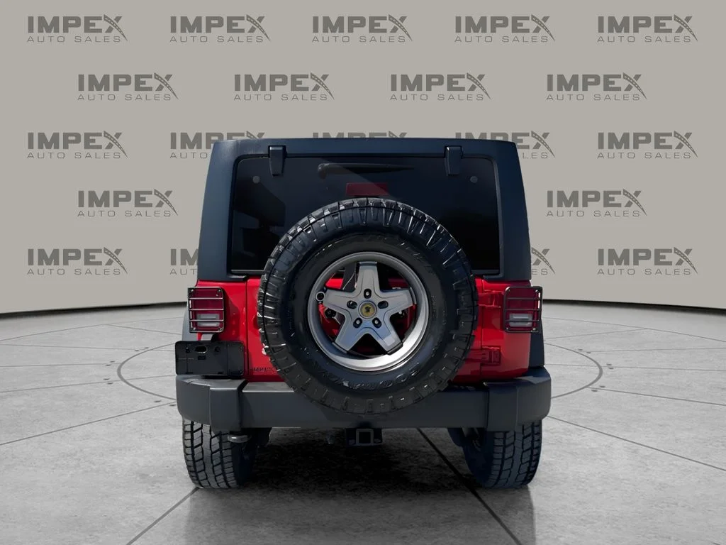 Used 2012 Red Jeep Unlimited Rubicon image 4
