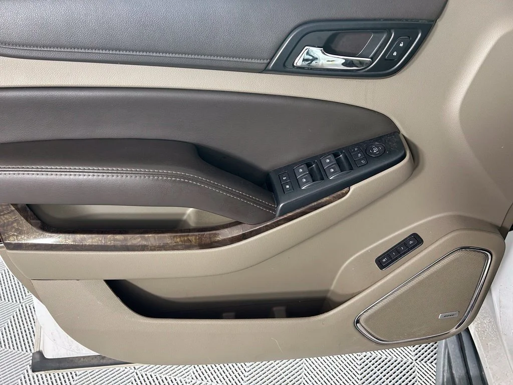 Used 2017 White Chevrolet LT image 10