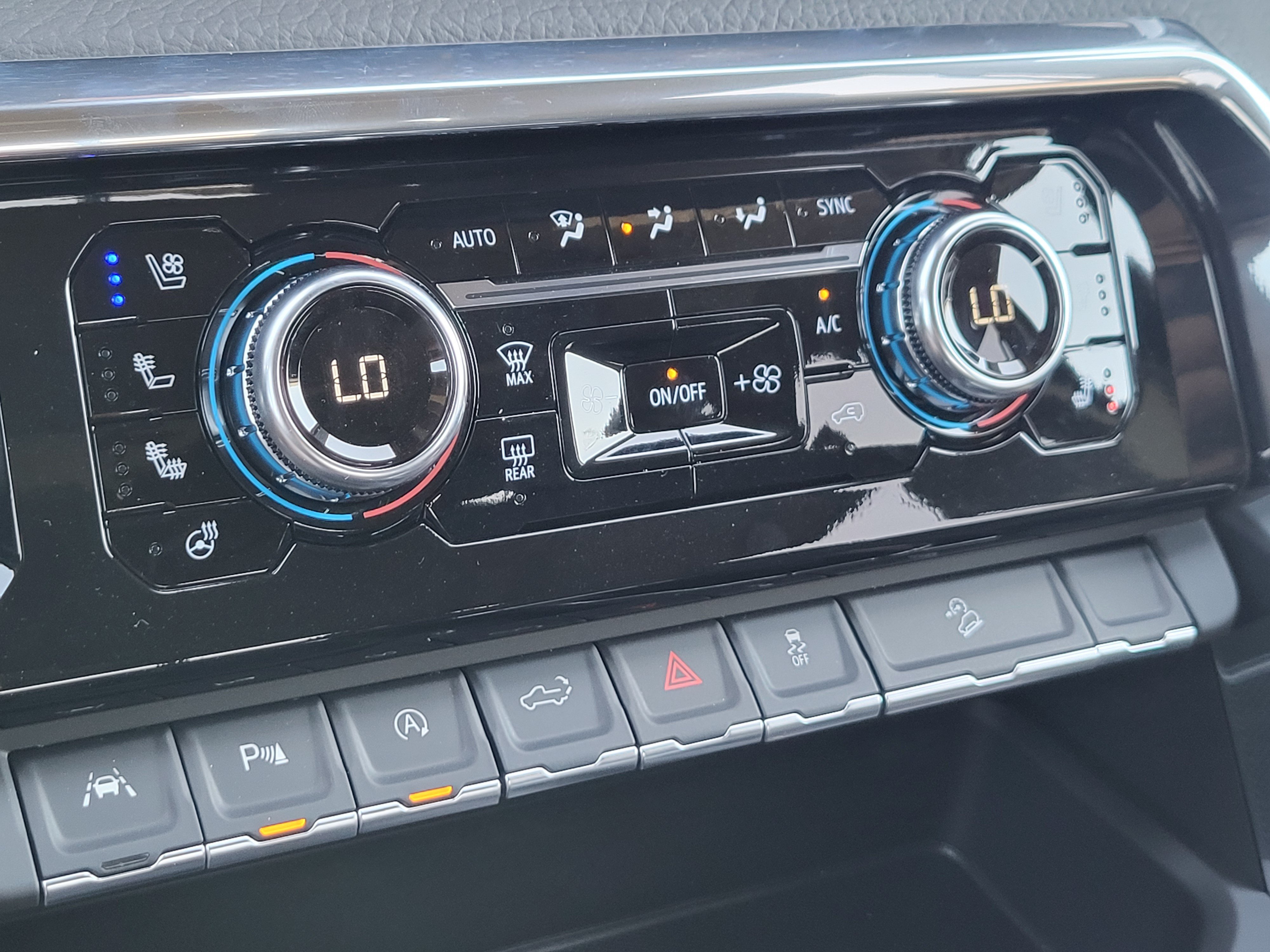 2026 GMC Sierra 1500 Denali - Photo 17