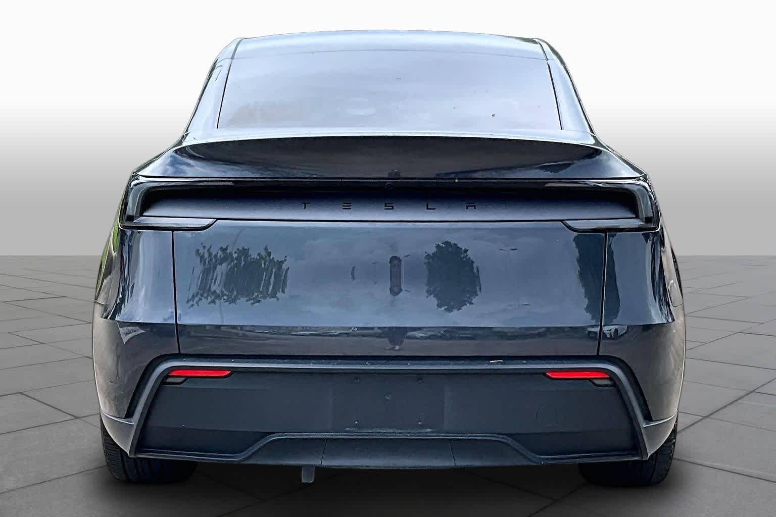 Used 2026 Diamond Black Tesla Premium image 4