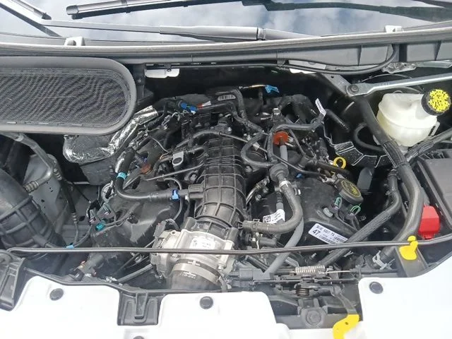 New 2026 Oxford White Ford Cutaway image 28