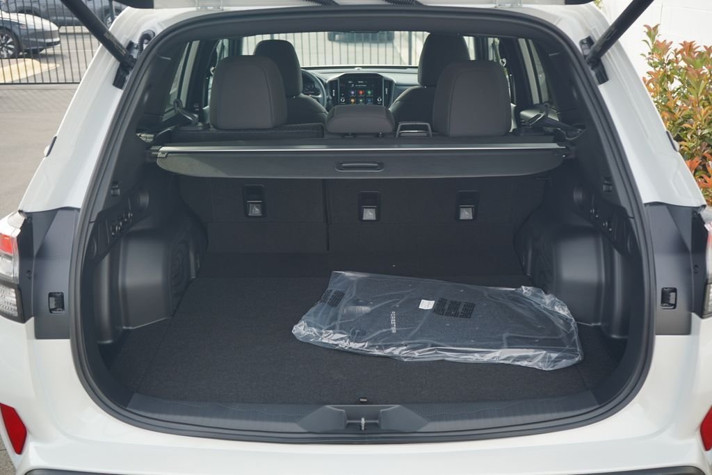 2026 Subaru Forester Premium - Photo 11