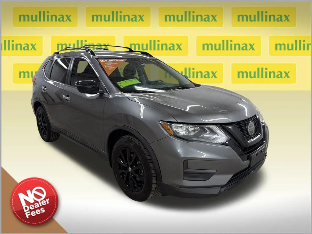 2018 Nissan Rogue SV FWD's photo