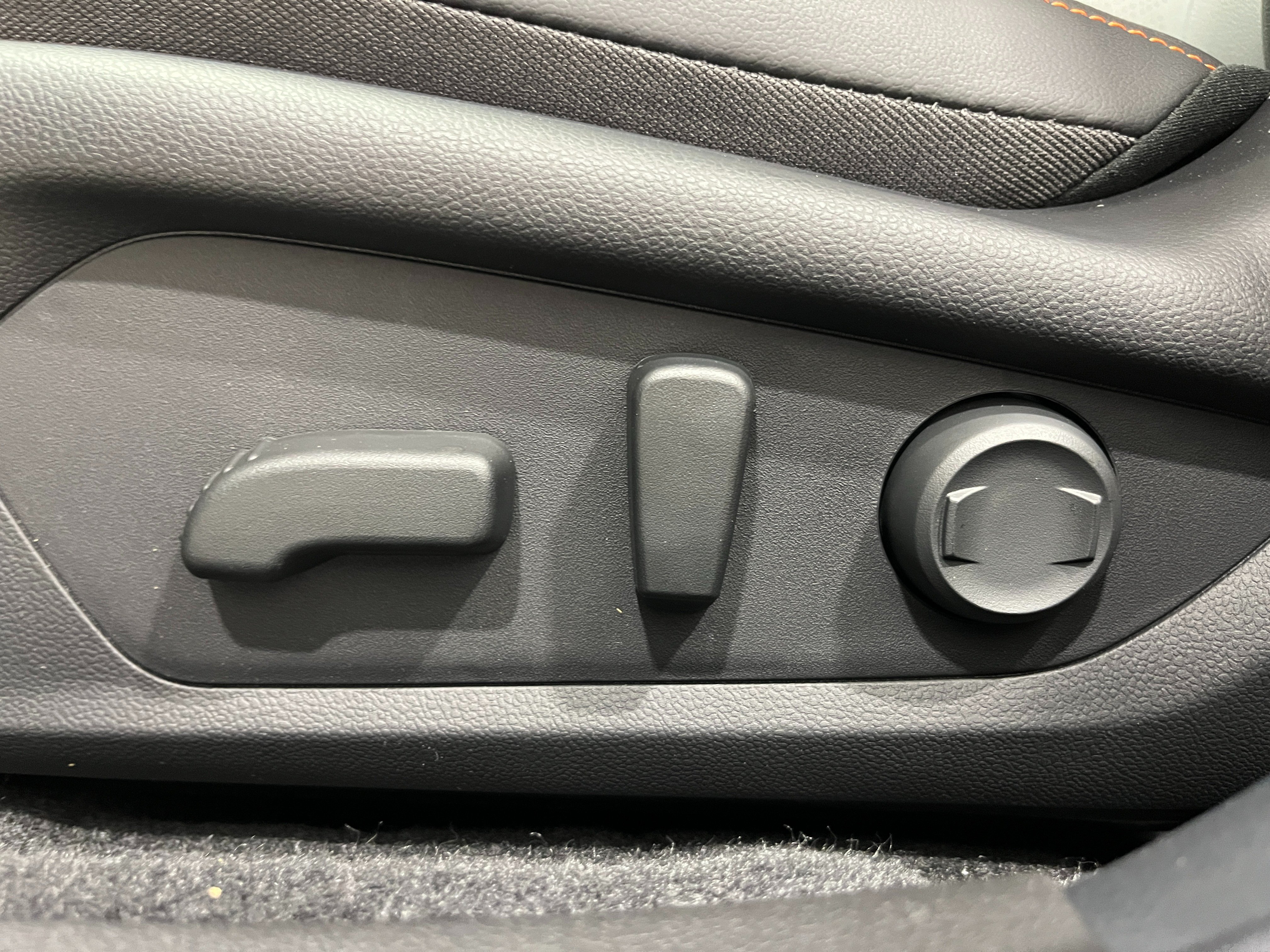 New 2026 MAGNETITE GRAY PEARL Subaru Limited image 13