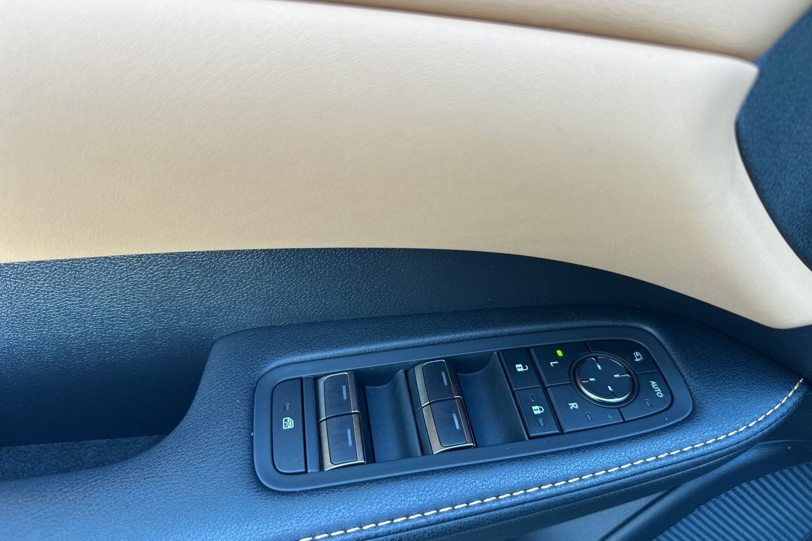 Certified Used 2023 CAVIAR Lexus 350 Premium Plus image 11