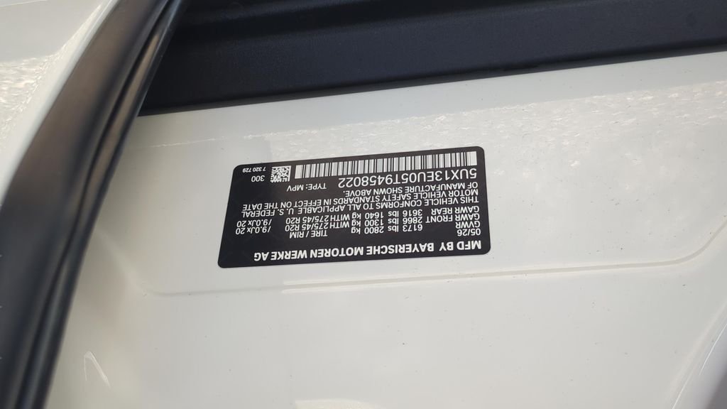 New 2026 Alpine White BMW sDrive40i image 26