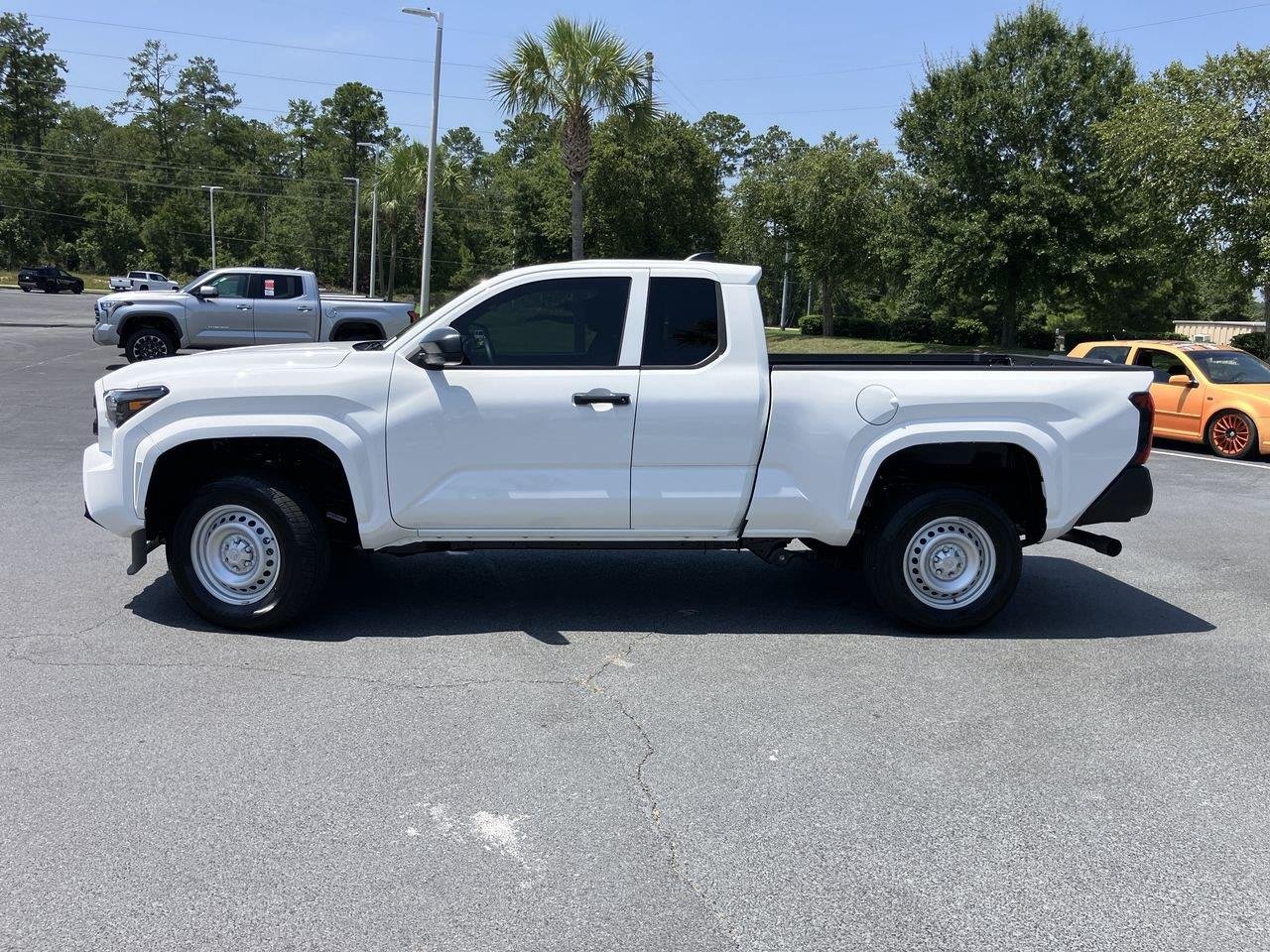 Used 2026 White (Ice Cap) Toyota SR Access Cab image 2