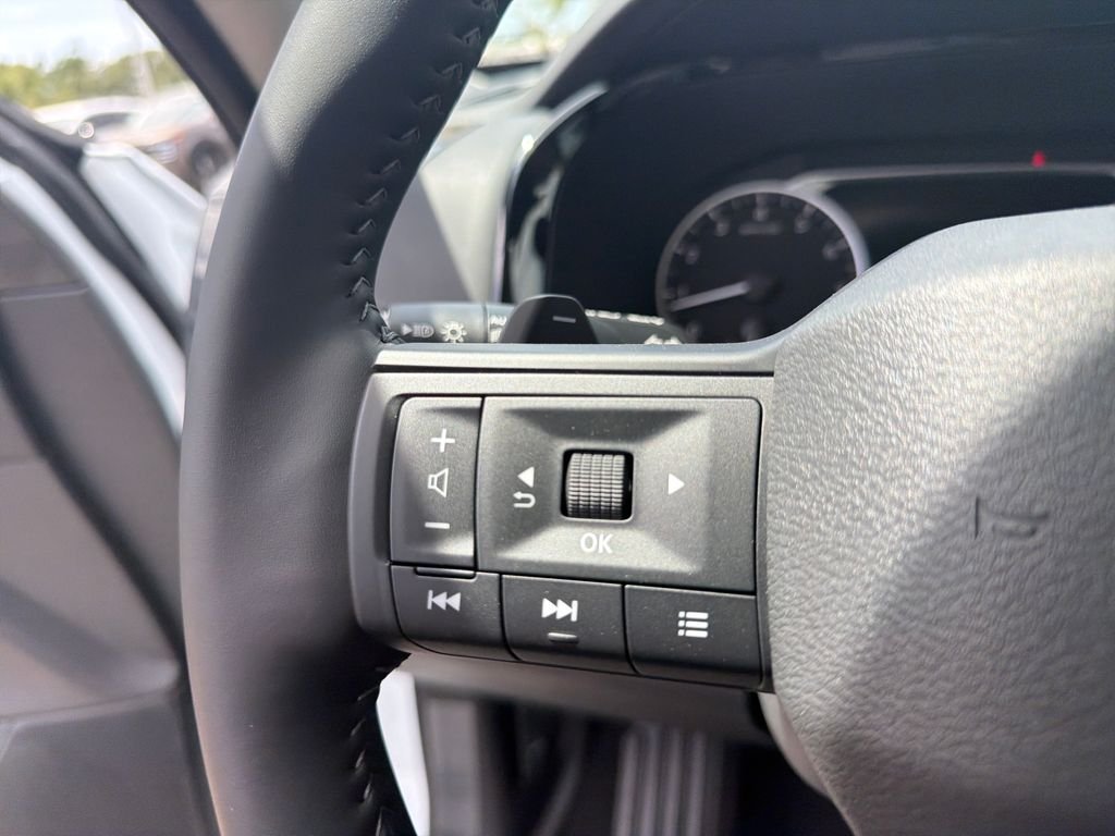 New 2026 Nissan Pathfinder SV 4D Sport Utility