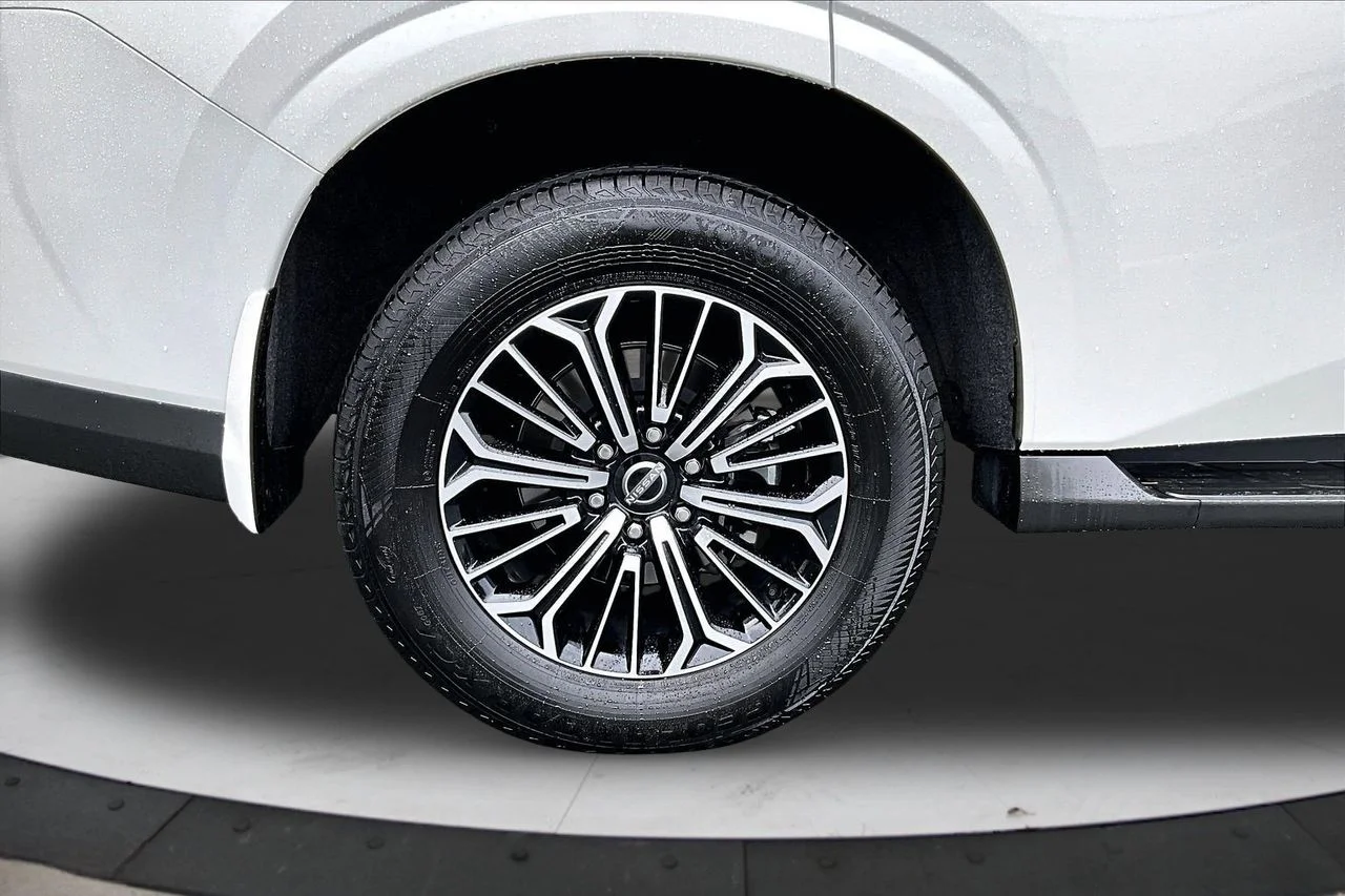 Certified Used 2025 White Nissan SL image 36