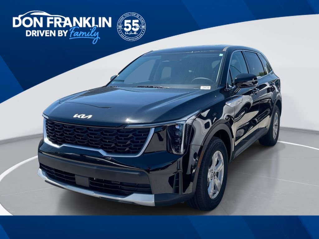 2026 Kia Sorento LX AT's photo