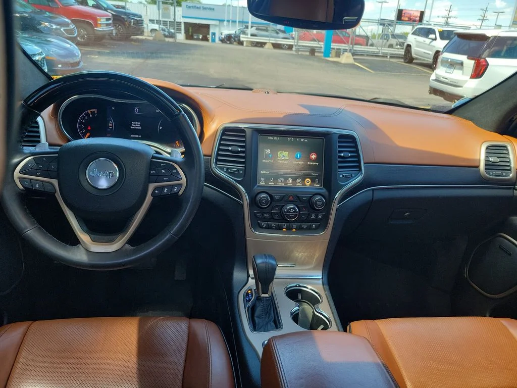 Used 2017 White Jeep Summit image 13