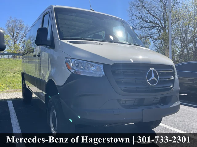 2026 Mercedes-Benz Sprinter Cargo Van 2500 Standard Roof I4 Diesel HO 144 AWD