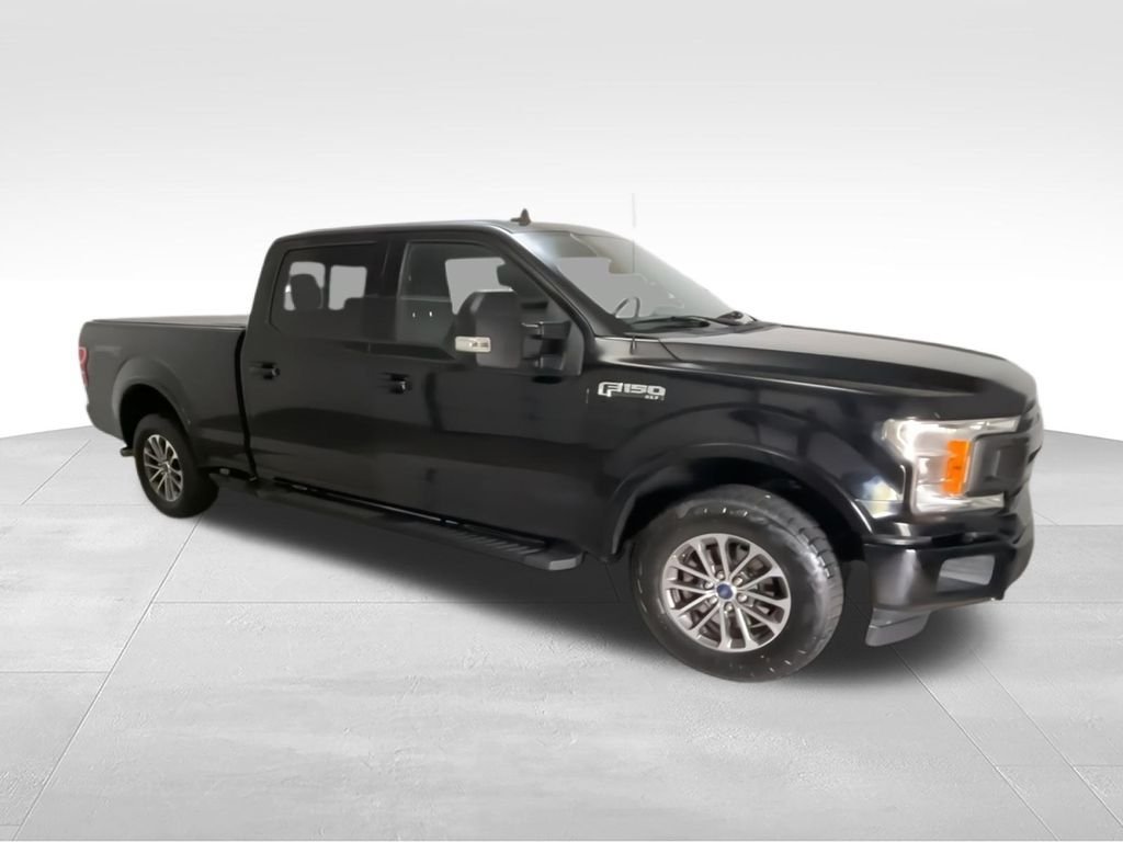 Used 2020 Black Ford XLT image 3