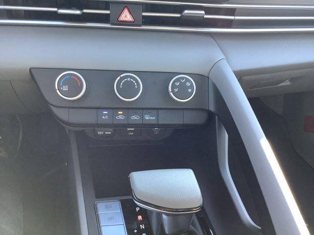 New 2026 Abyss Black Hyundai SE image 24