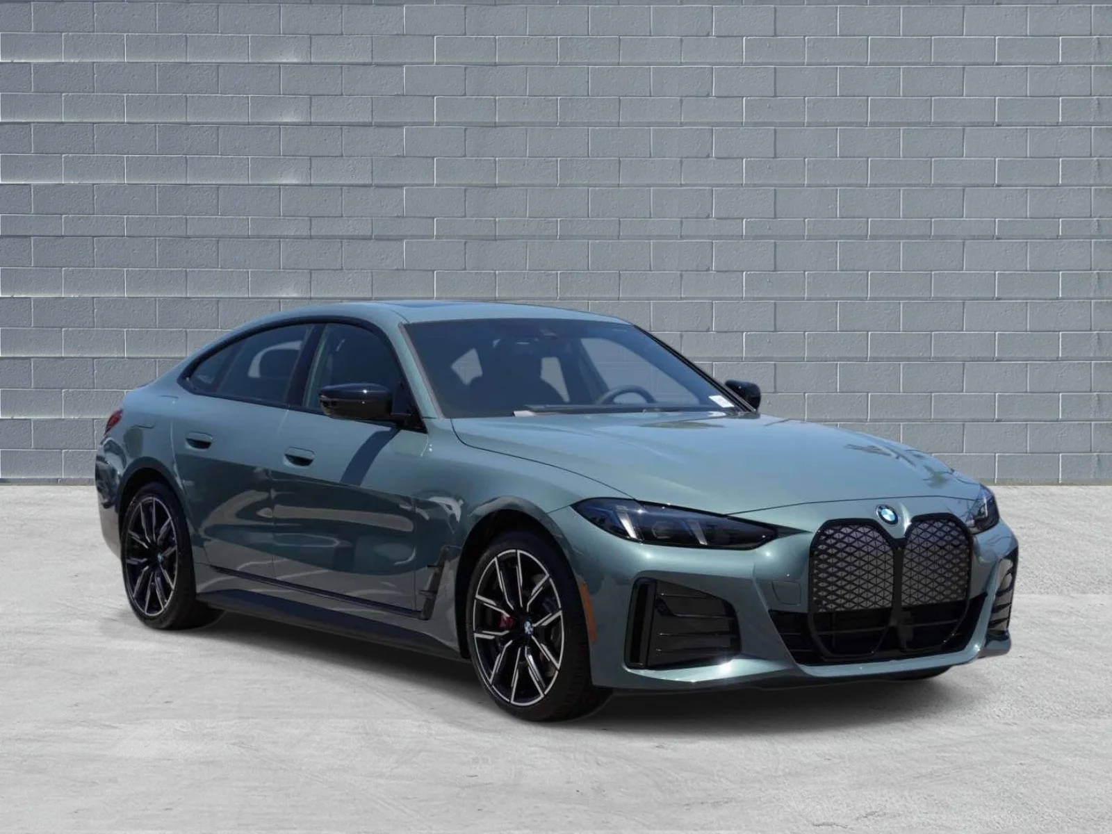 2026 BMW i4 40