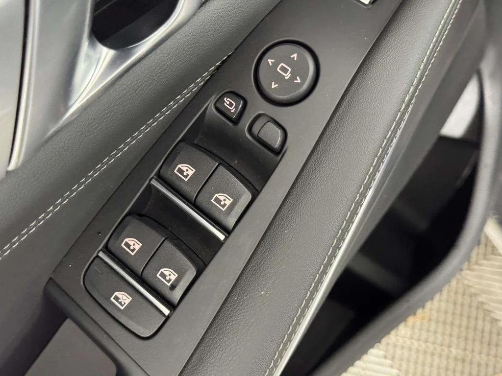 Certified Used 2024 Gray BMW xDrive40i image 18