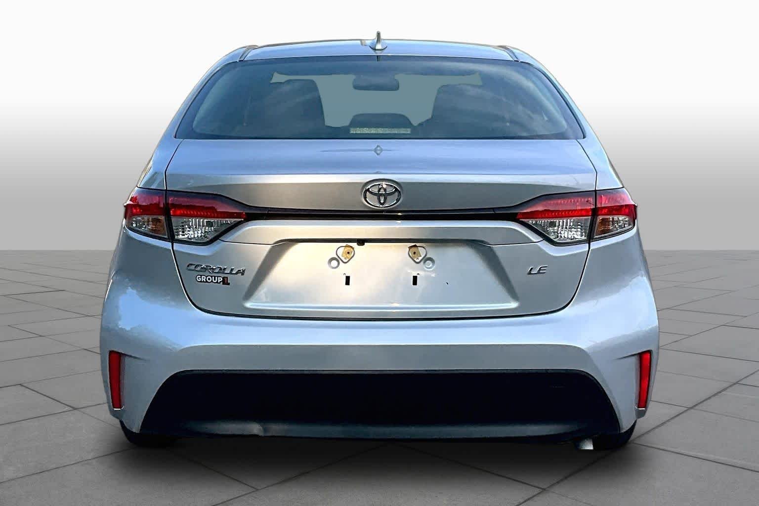 Certified Used 2023 Classic Silver Metallic Toyota LE image 5