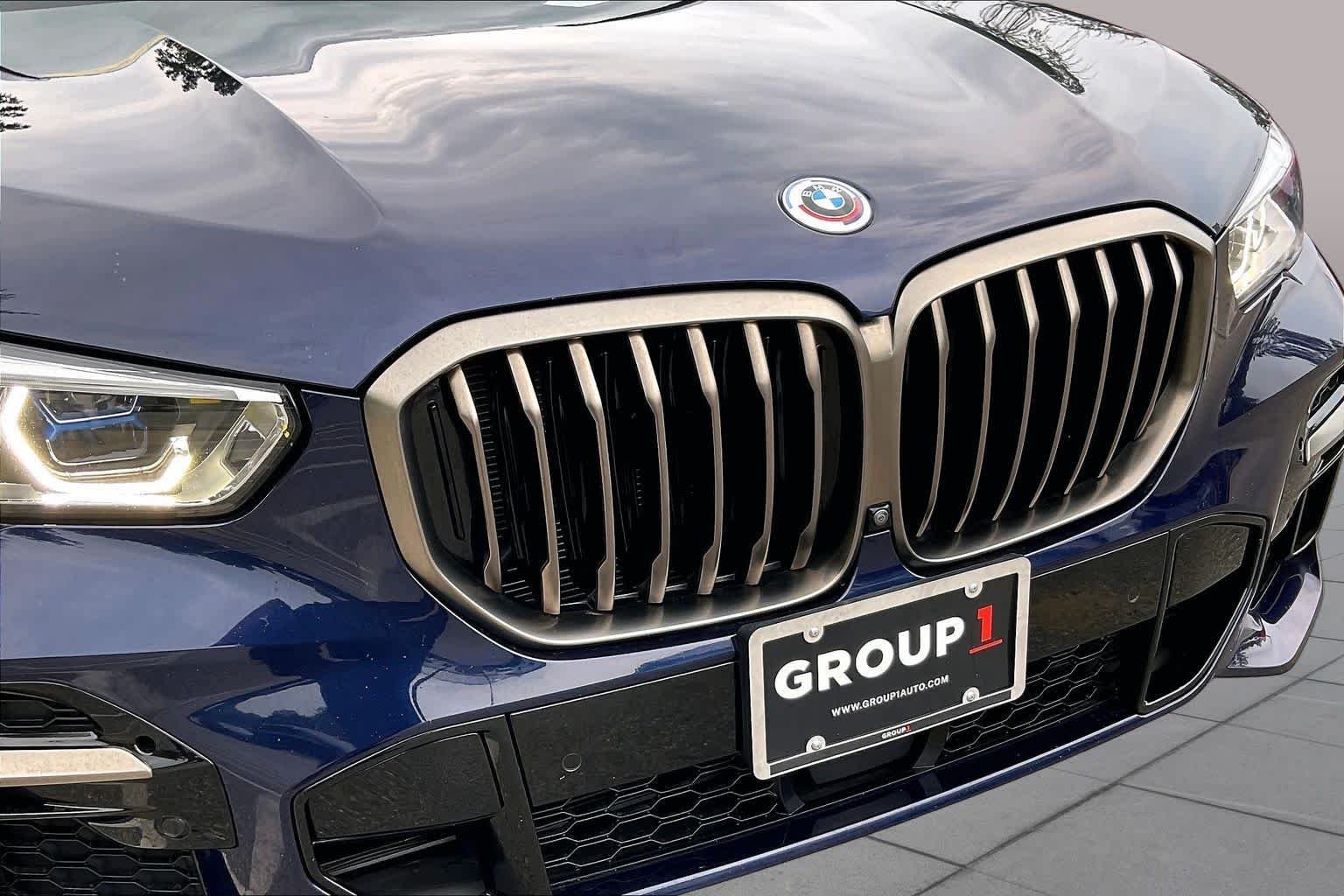 Used 2023 Tanzanite Blue II Metallic BMW M50i image 31