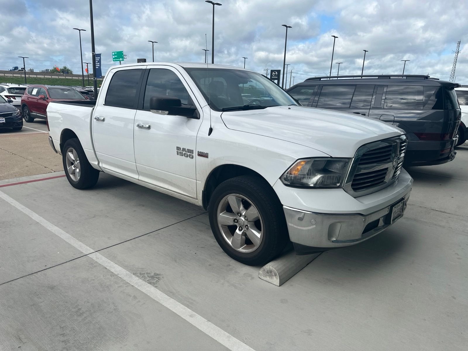 Used 2015 Bright White Clearcoat Ram Big Horn image 5