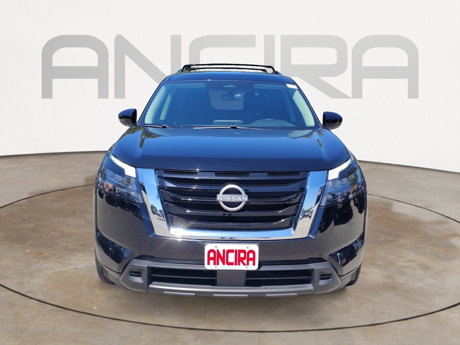 Used 2025 Super Black Nissan SV image 5