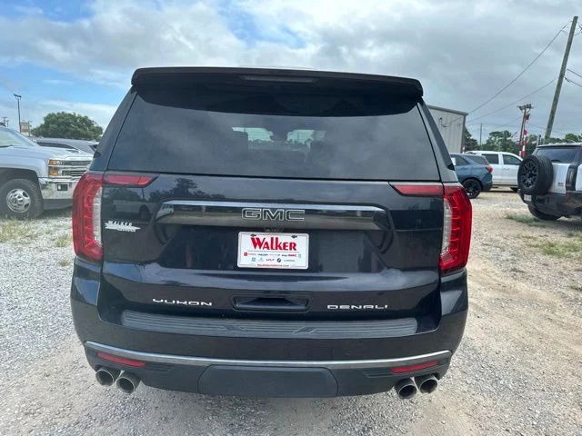 Used 2023 Silver GMC Denali Ultimate image 11
