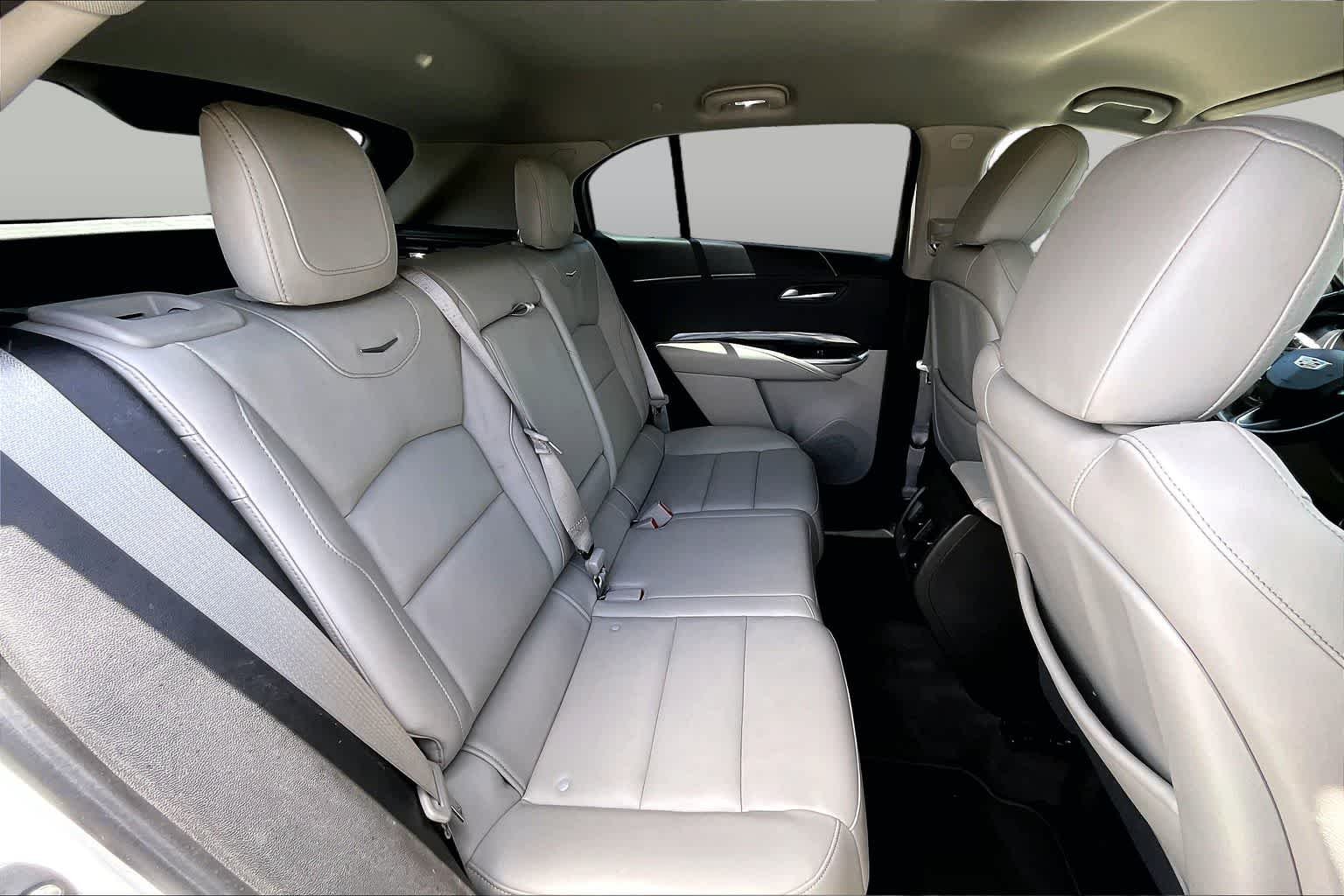 Used 2023 Crystal White Tricoat Cadillac FWD Luxury image 20