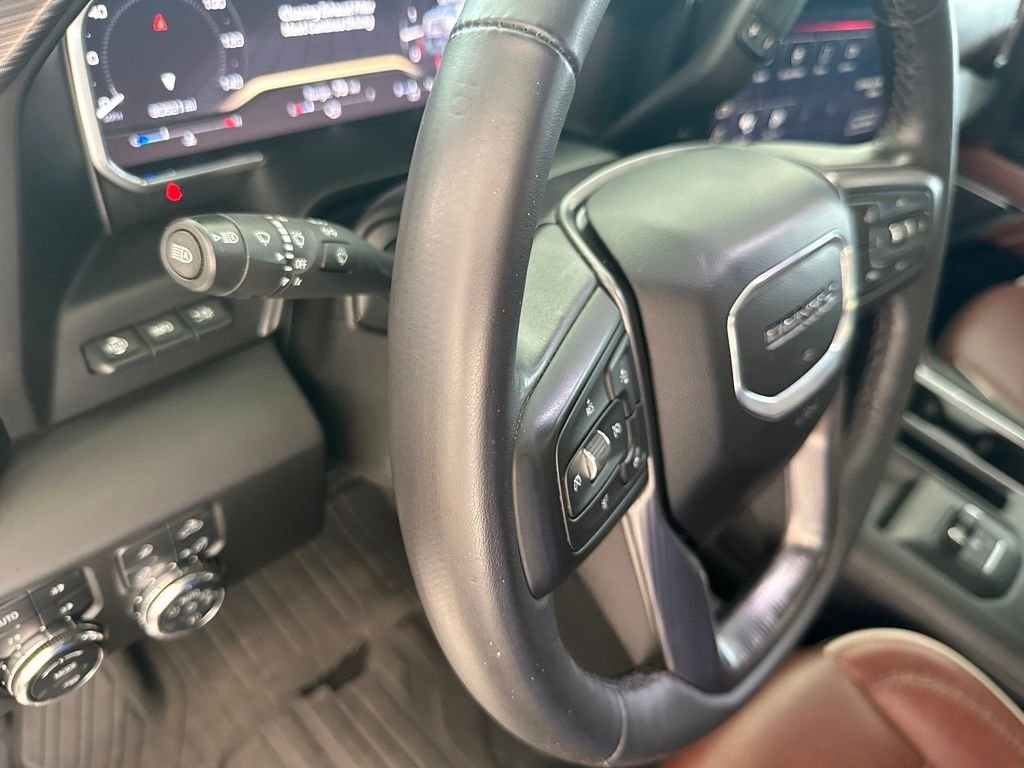 Used 2024 Black GMC Denali Ultimate image 21