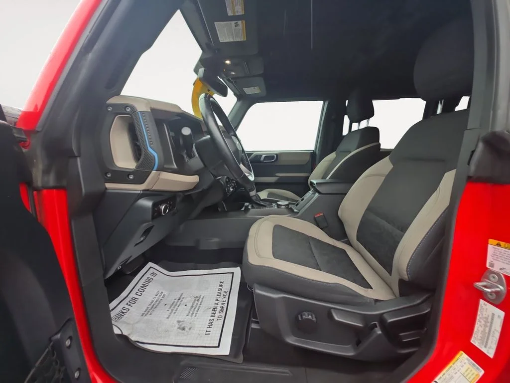 Used 2023 Red Ford Wildtrak image 10