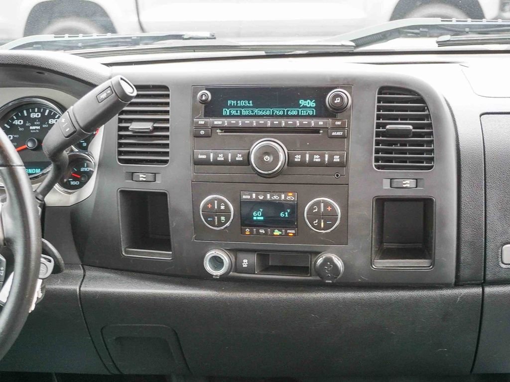 Used 2013 Blue Chevrolet LT image 15