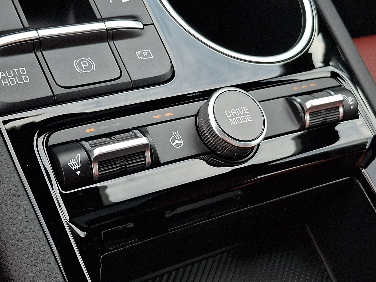New 2026 Wolf Gray Kia GT-Line AWD image 12