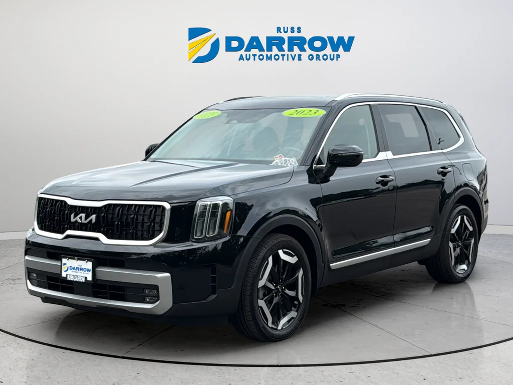 Used 2023 Black Kia EX image 1