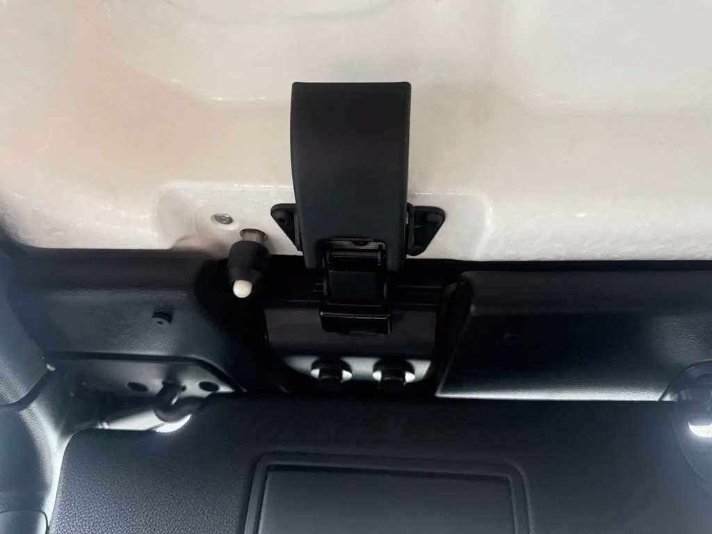 Used 2020 Green Jeep Overland image 36