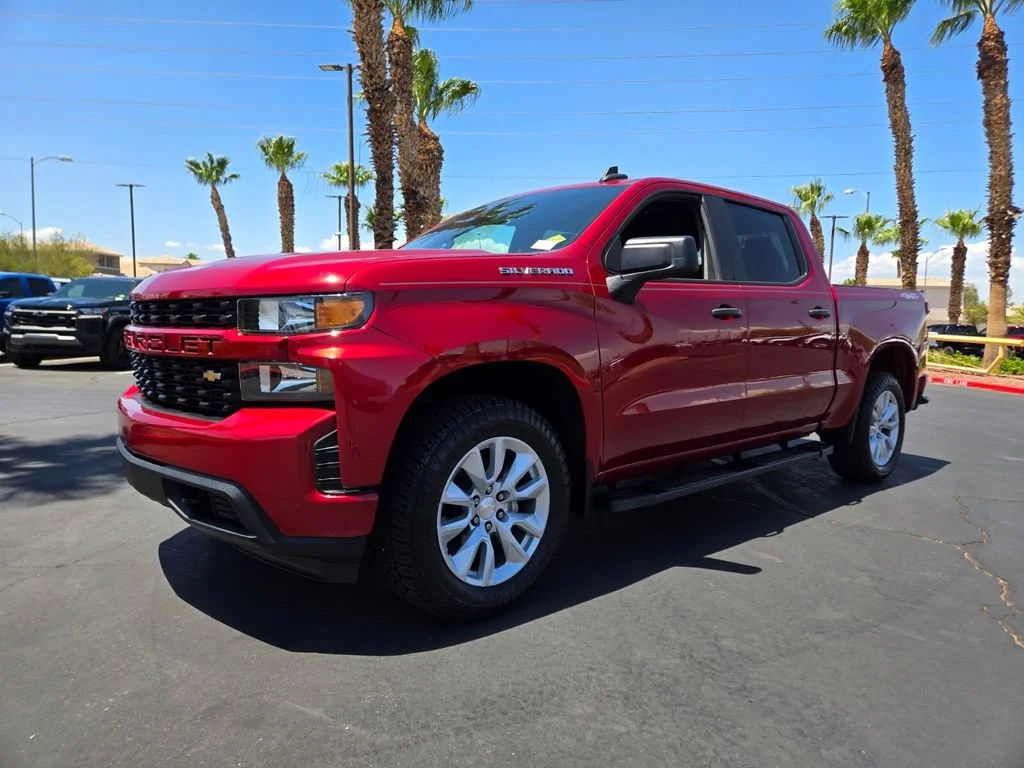 Used 2022 Cherry Red Tintcoat Chevrolet Custom image 2