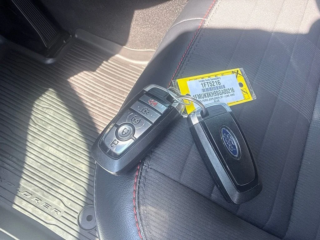 Used 2025 Blue Ford ST-Line image 32
