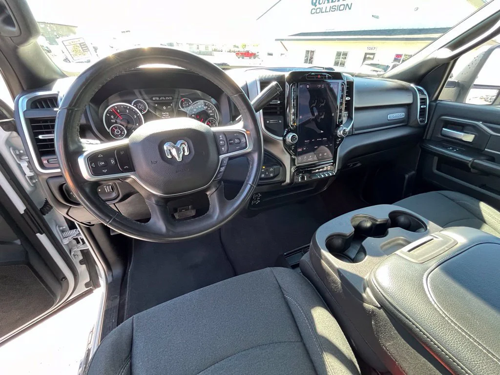 Used 2025 White Ram Big Horn image 10